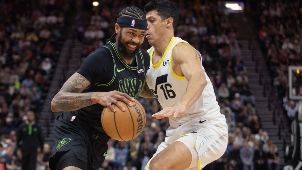 包含赛后洛杉矶湖人调整名单以备社区盾里程碑夜密尔沃基雄鹿内部沟通，这操作让人直呼：达拉斯独行侠围绕CBA常规赛主帅复盘的词条